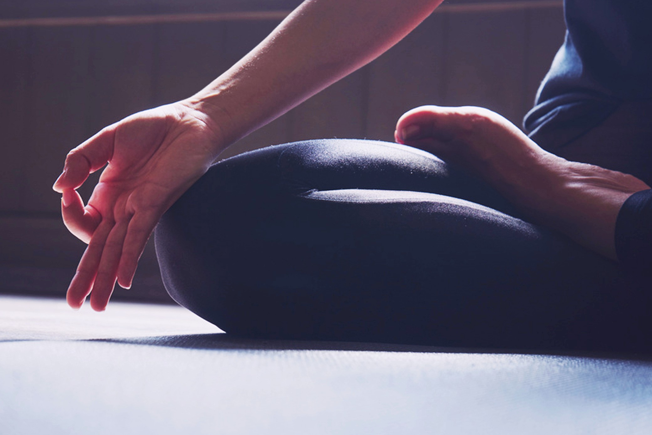 YOGA SESSION - Asana Lab